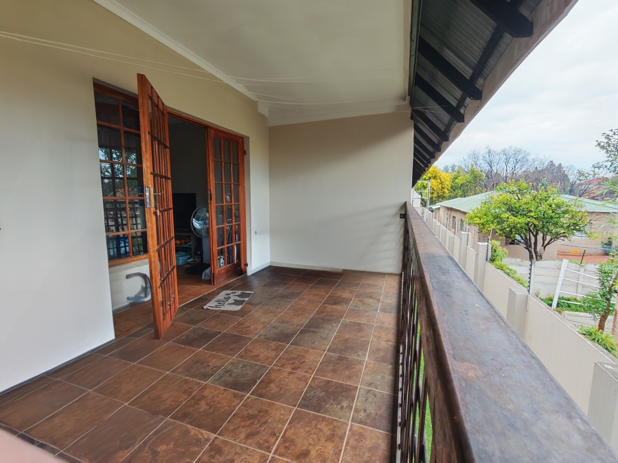 2 Bedroom Property for Sale in Kannoniers Park North West
